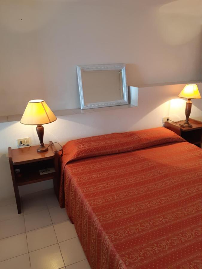 Residence La Calle Isola D'Elba Экстерьер фото